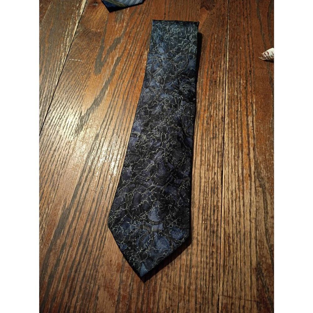 J Ferrar Made in Italy Blue Silver Silk Tie Necktie Office Formal Wedding Church